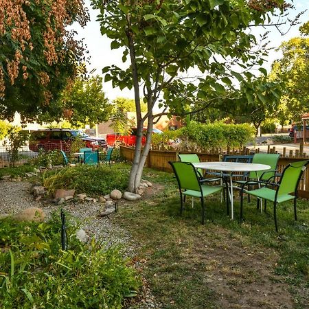 Lodge 5 - Downtown Location. Studio With Shared Hot Tub. Minutes To Arches N.P. Moab Dış mekan fotoğraf