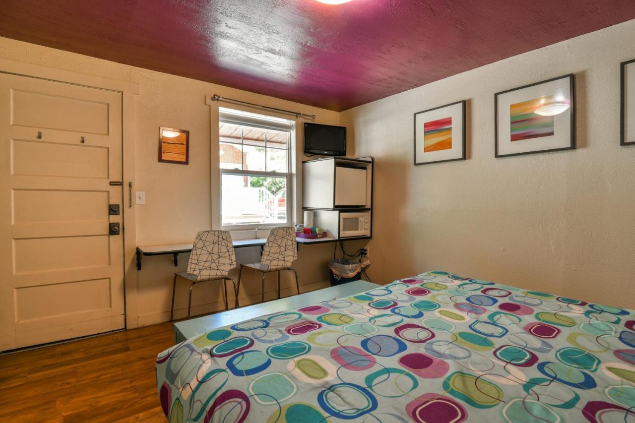 Lodge 5 - Downtown Location. Studio With Shared Hot Tub. Minutes To Arches N.P. Moab Dış mekan fotoğraf