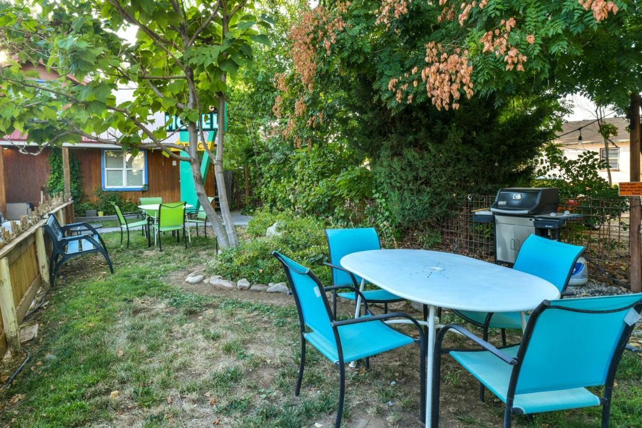 Lodge 5 - Downtown Location. Studio With Shared Hot Tub. Minutes To Arches N.P. Moab Dış mekan fotoğraf